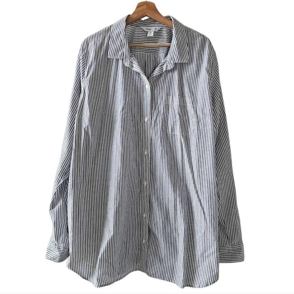 Old Navy The Classic Blue Pinstripe Pocket Button Down Shirt Womens Size XXL